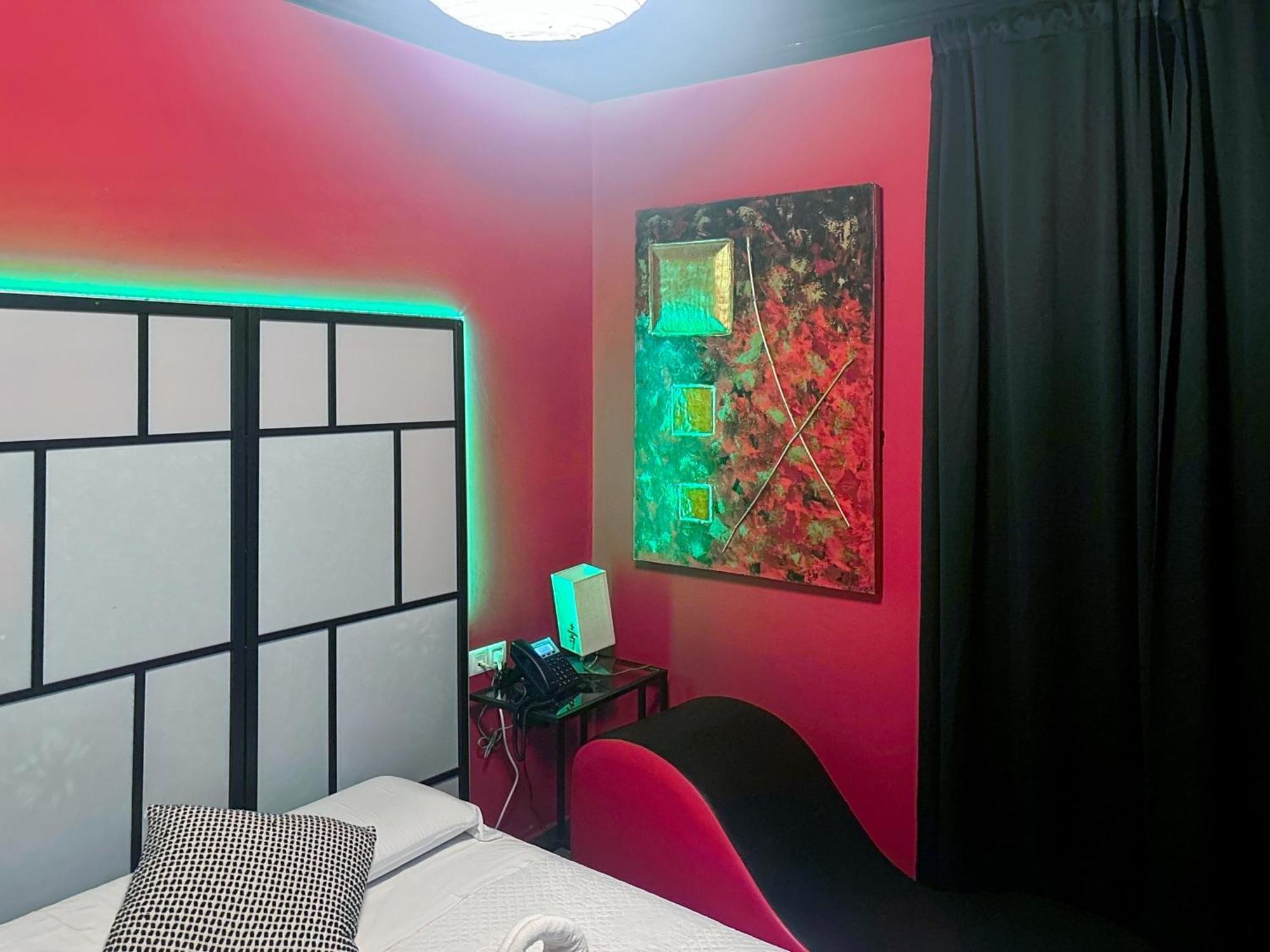 Utopia Alicante - Hotel Boutique Para Adultos Luaran gambar