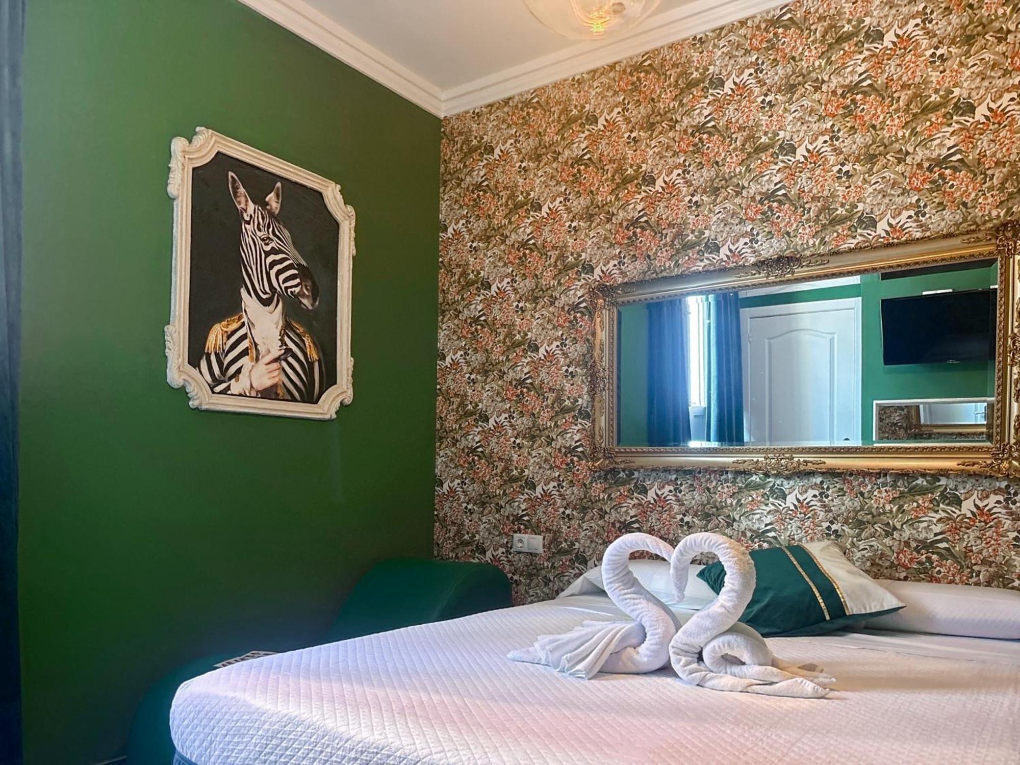 Utopia Alicante - Hotel Boutique Para Adultos Luaran gambar