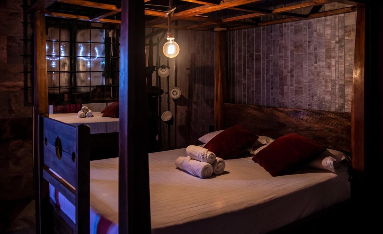 Utopia Alicante - Hotel Boutique Para Adultos Luaran gambar